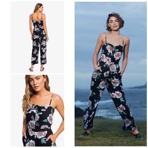Roxy Retro Spirit Floral Jumpsuit, Size: XL, worn once in like new condition